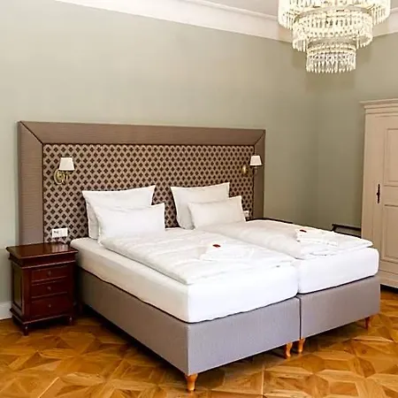 Отель Schloss Sigroen Бад-Вильснак