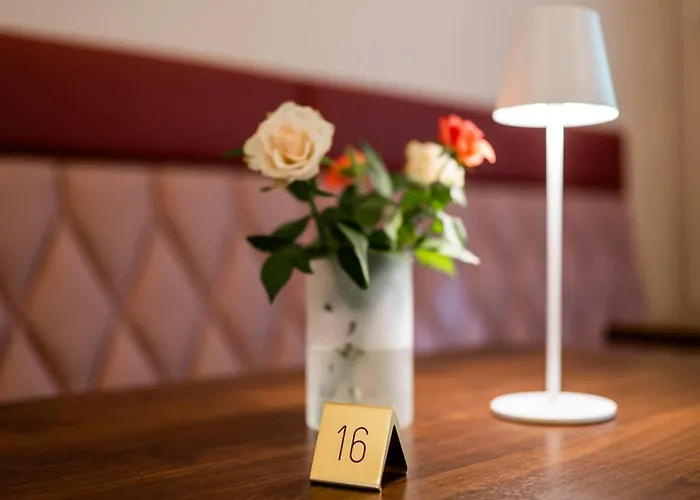 Schloss Sigroen 호텔