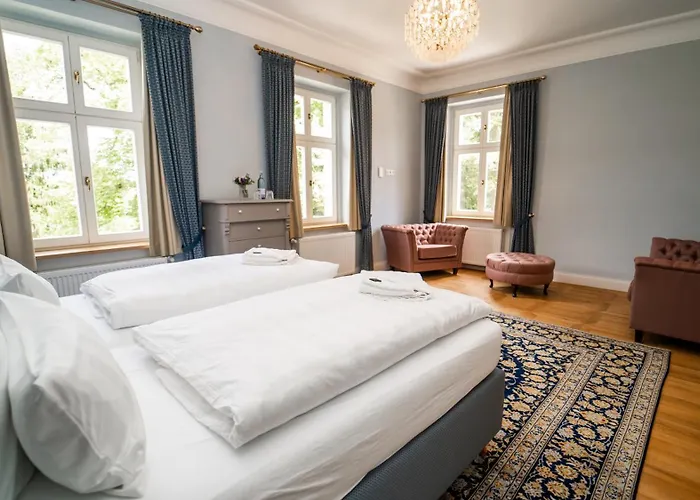 Schloss Sigroen 호텔 4*